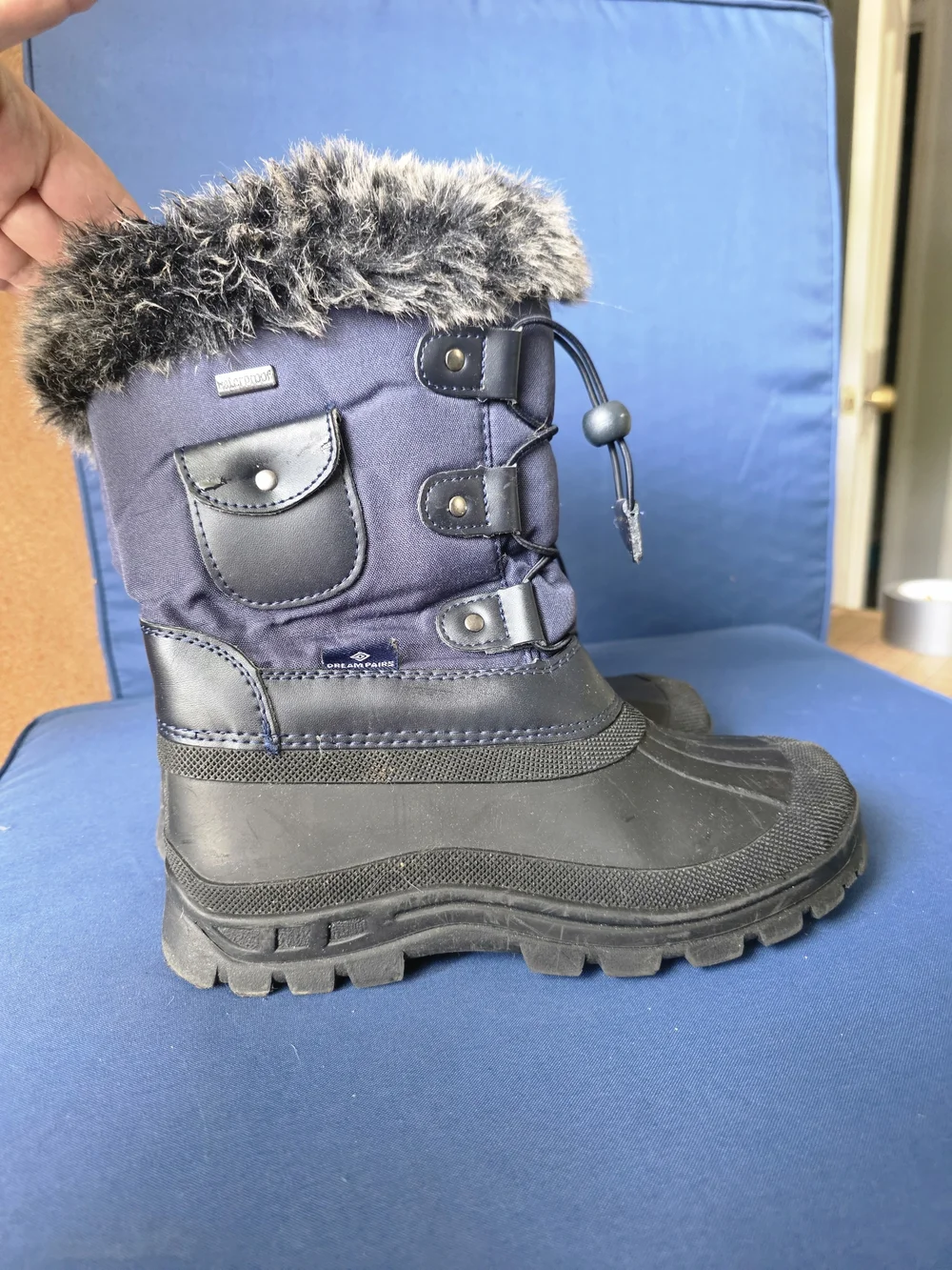 DREAM PAIRS Thinsulate 200g Winter Snow Boots Navy Faux Fur Waterproof Kids Sz 4